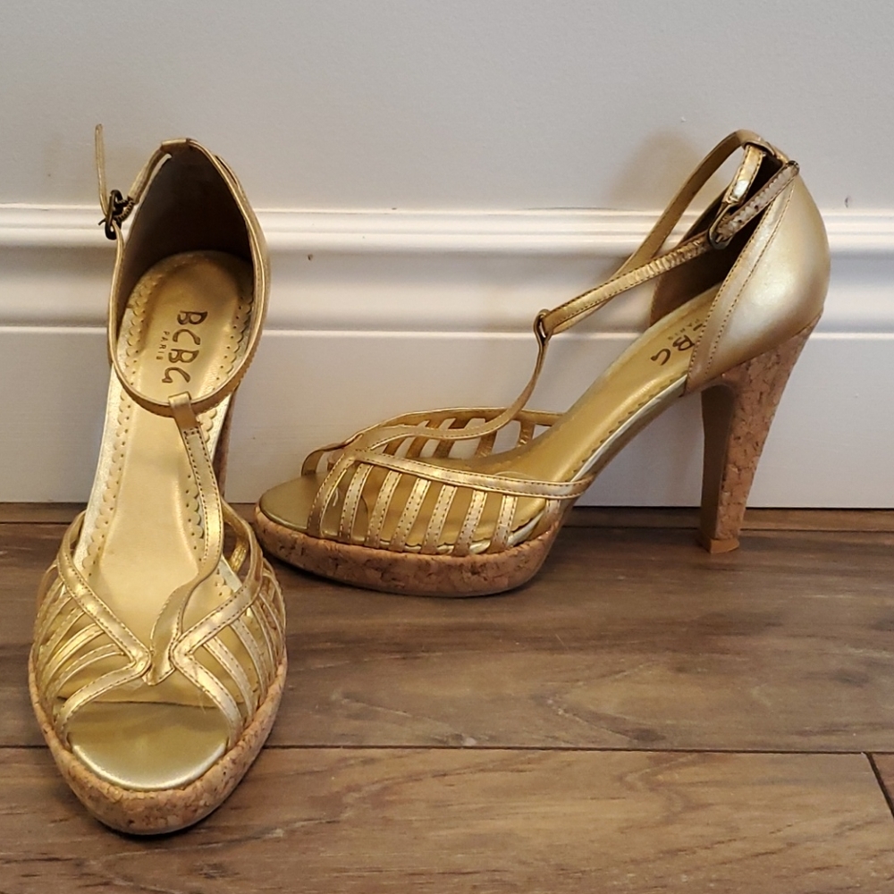 BCBG cork heel size 8